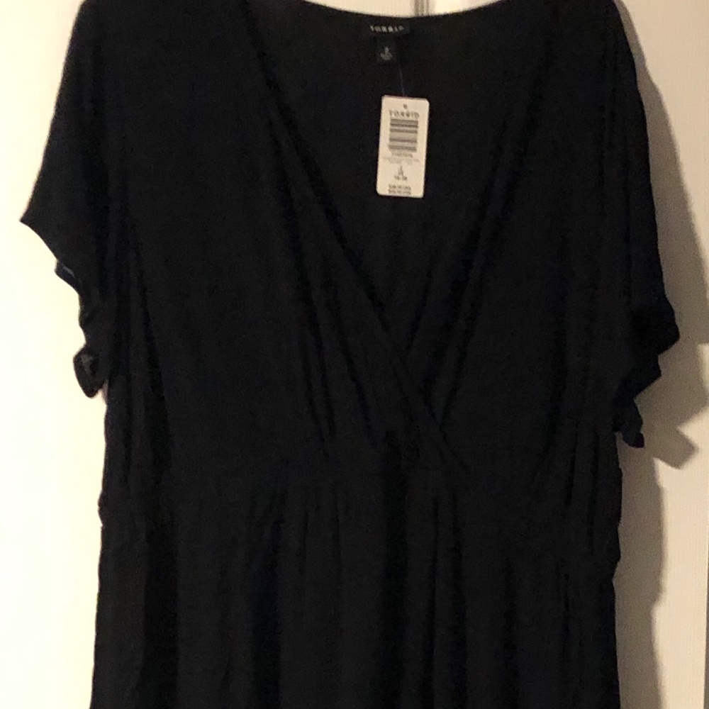 Black gauze babydoll top.